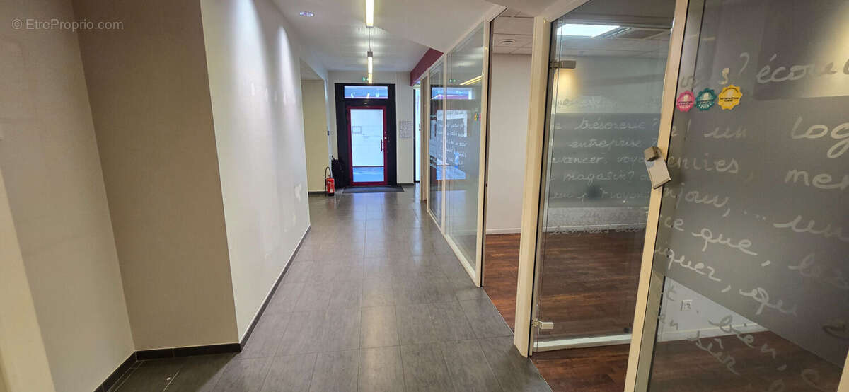 Commerce à JURANCON