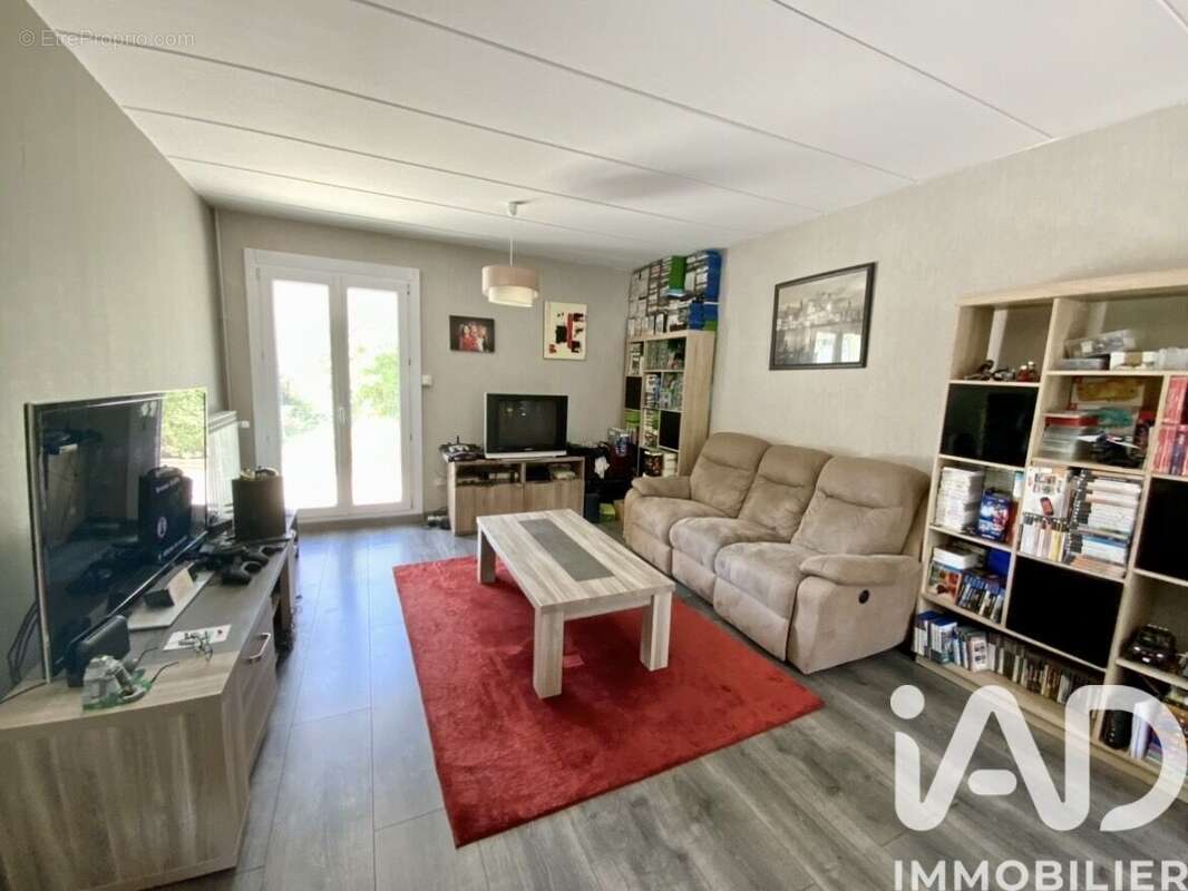 Photo 2 - Maison à REIMS