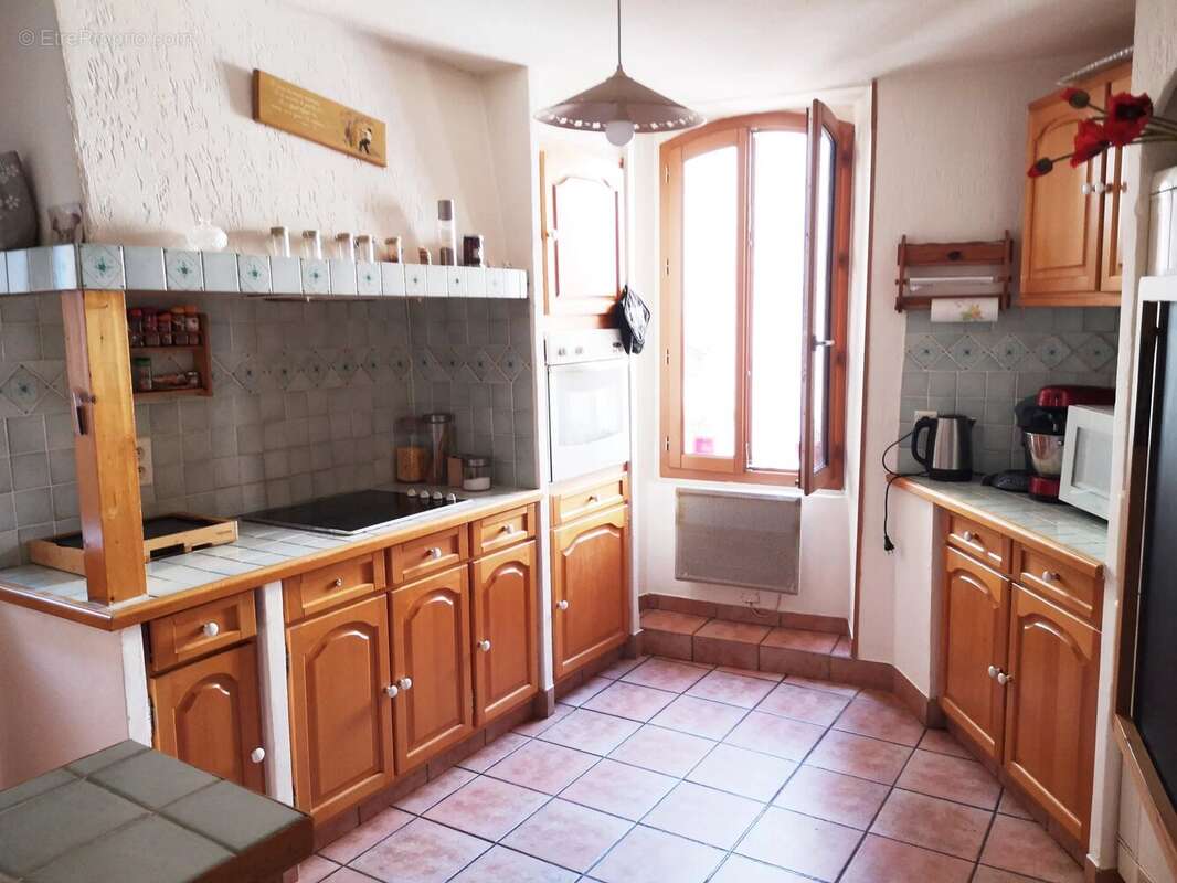 Appartement à SALERNES