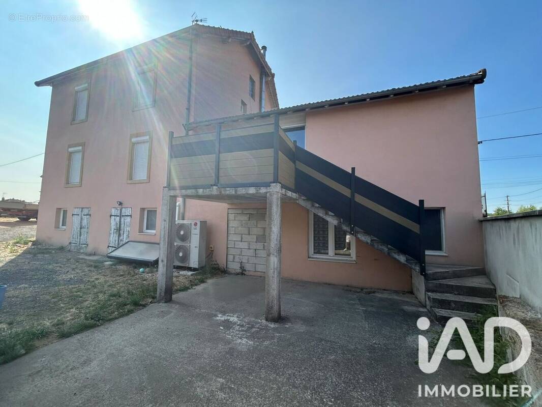 Photo 1 - Maison à DIGOIN