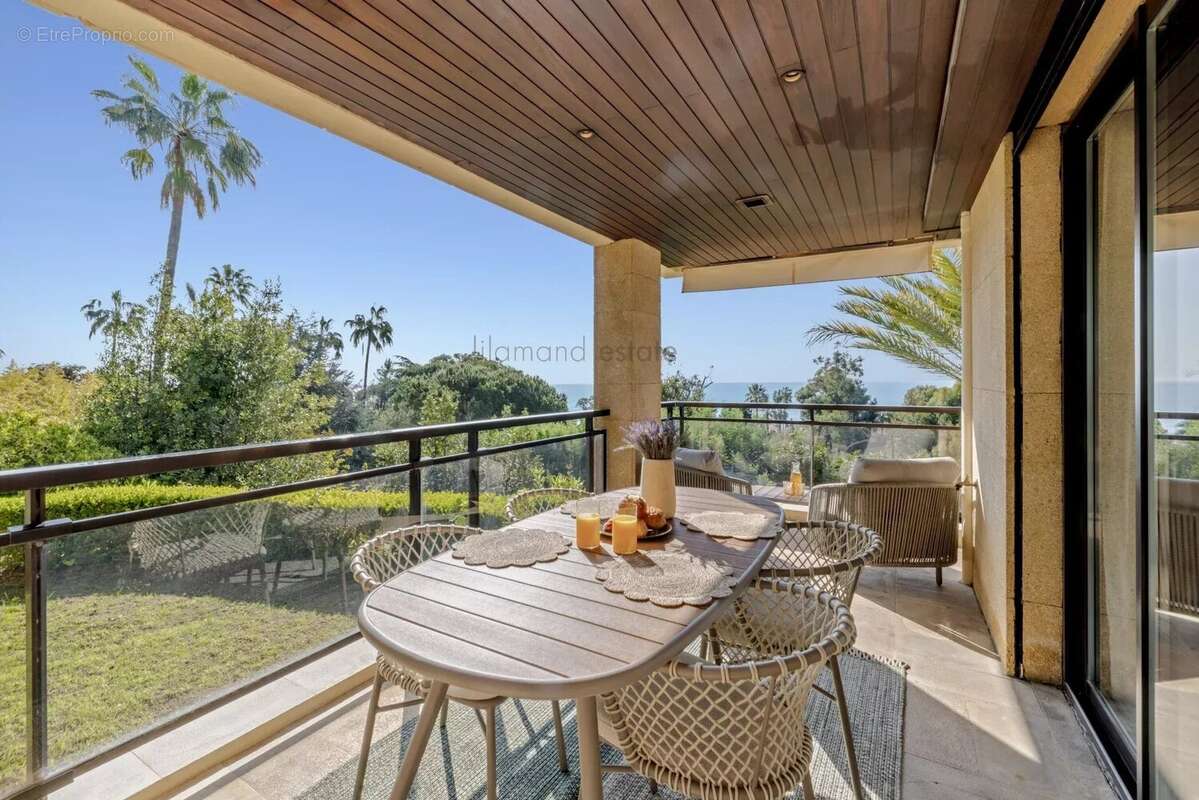 Appartement à CANNES