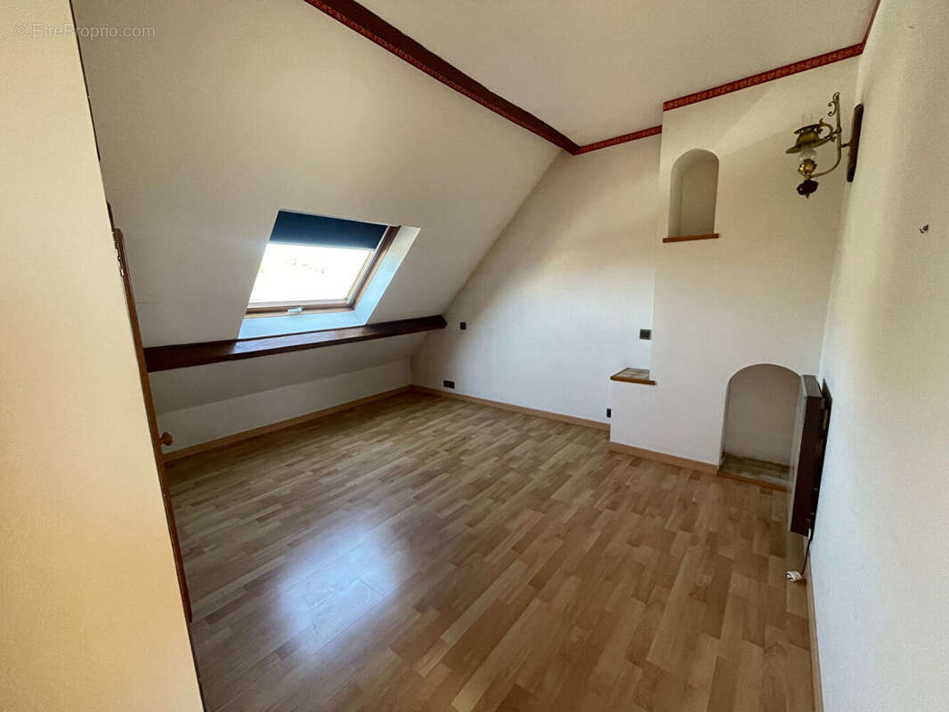 Maison à SARTROUVILLE