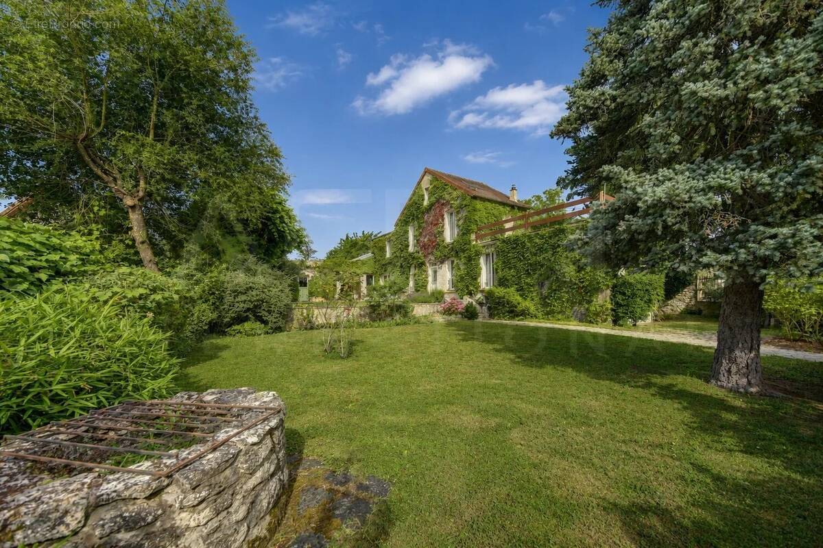 Maison à MONTAINVILLE
