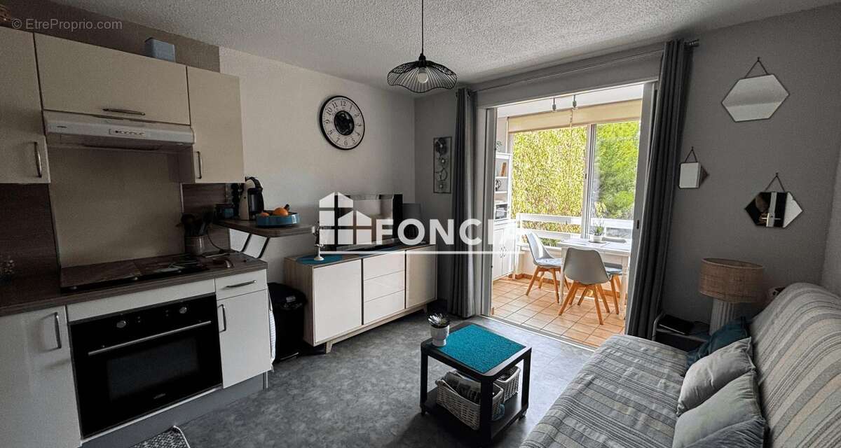 Appartement à SIX-FOURS-LES-PLAGES
