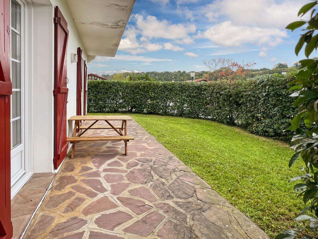 Maison à SAINT-PEE-SUR-NIVELLE