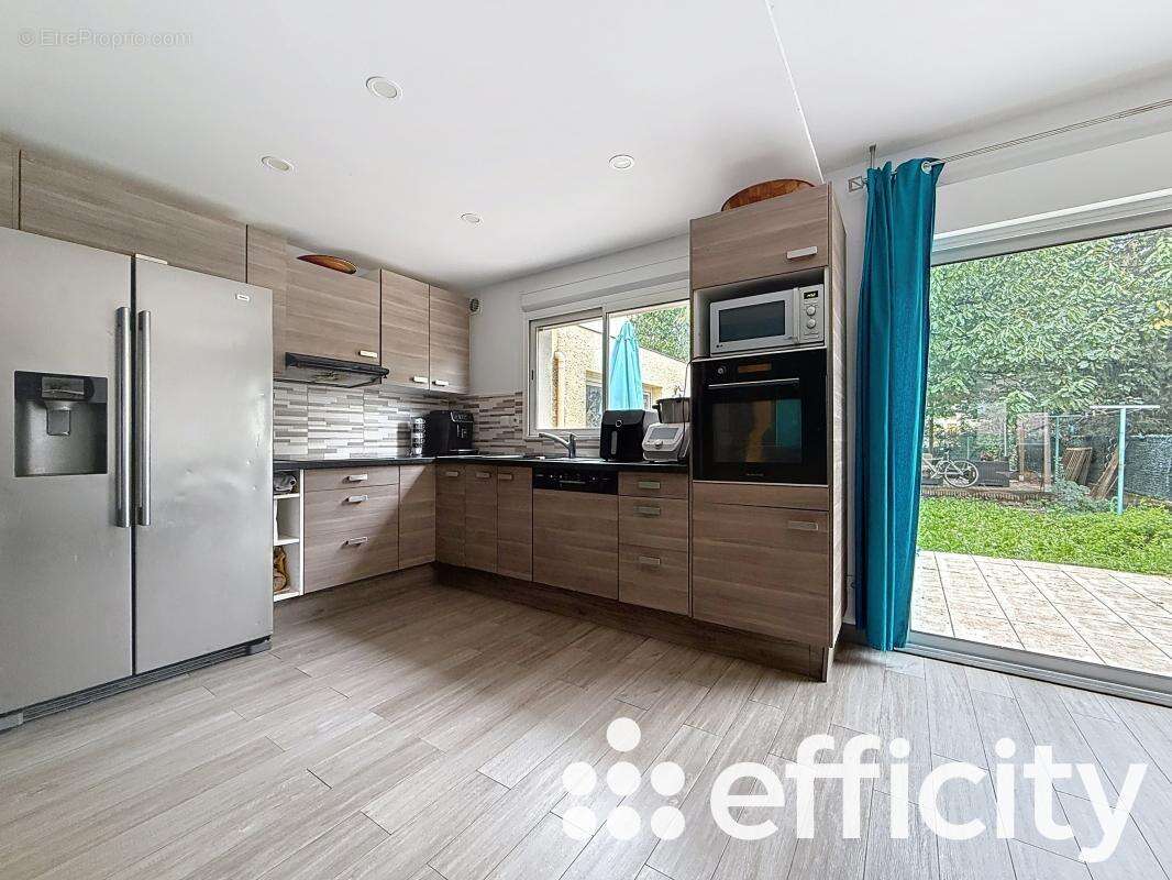 Maison à SAINT-PRIEST