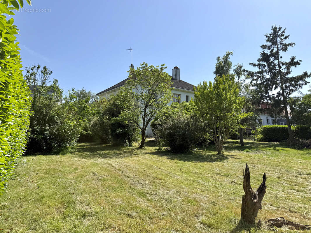 Maison à BOUGUENAIS