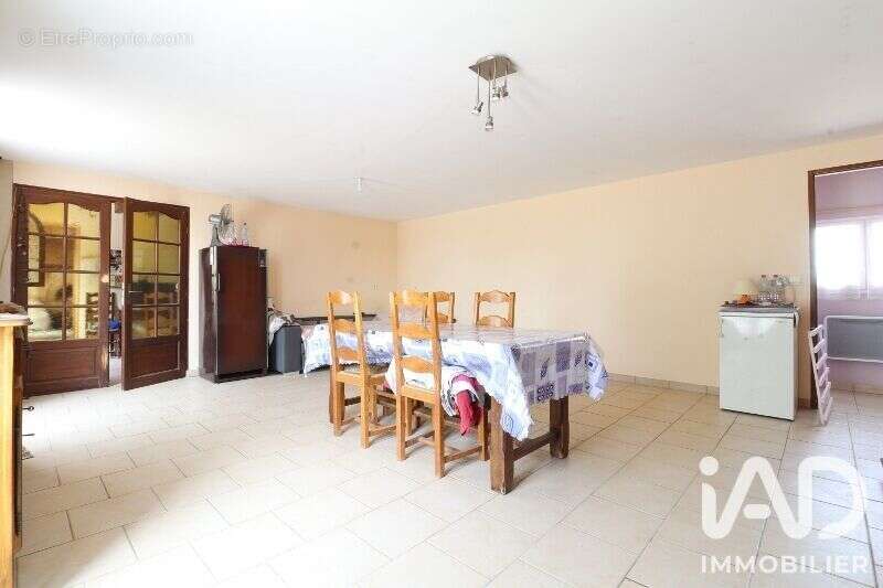 Maison 160 m² à Mezieres-En-Gatinais  - photo 4