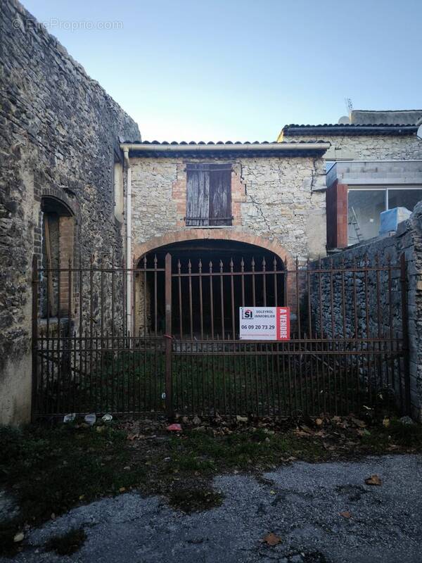 Maison à SAINT-JEAN-DE-SERRES