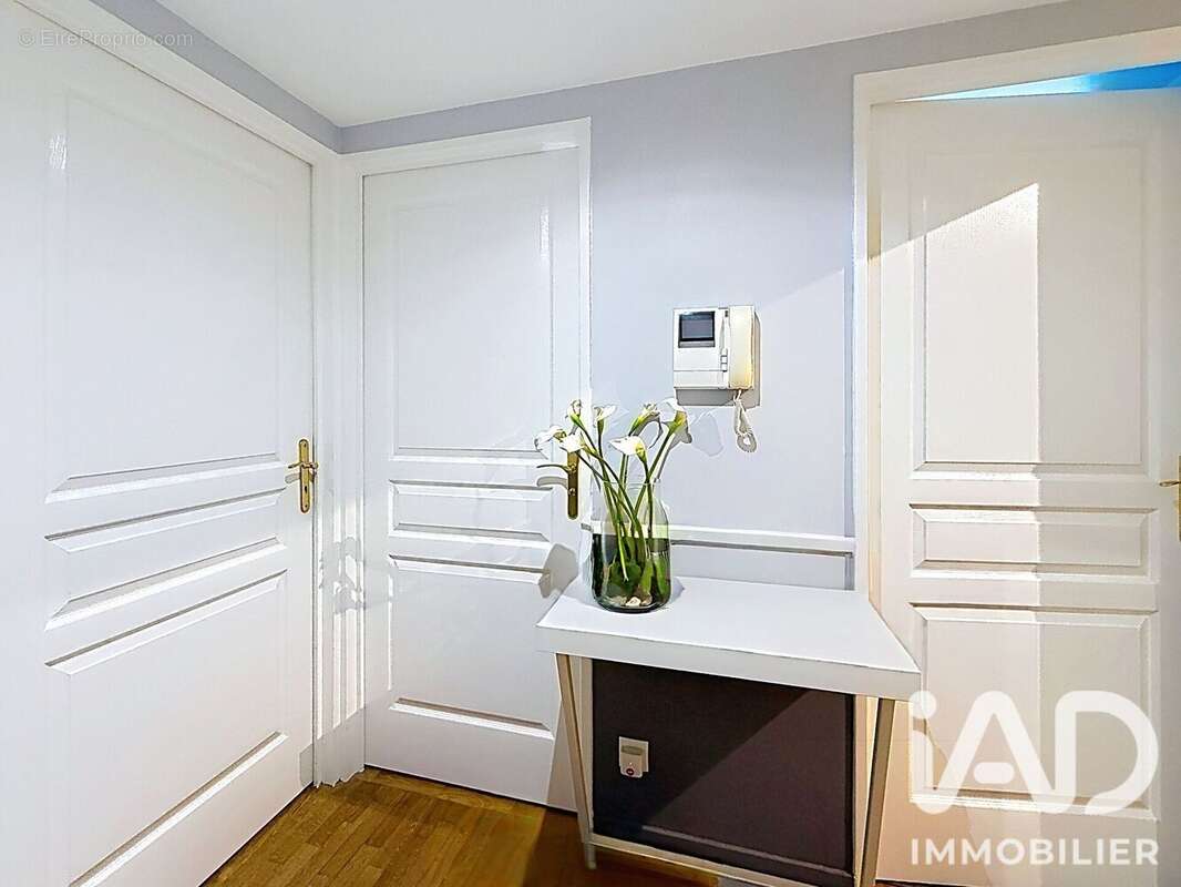Photo 8 - Appartement à PARIS-19E