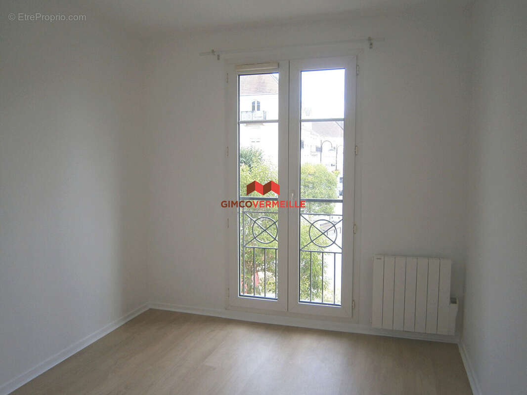 Appartement à VOISINS-LE-BRETONNEUX
