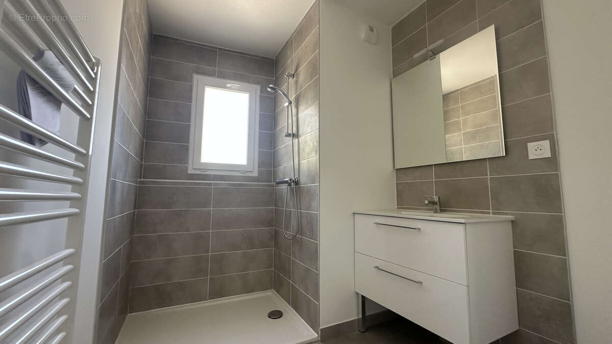 Appartement T3 première ligne plage - VIAS PLAGE - photo 12