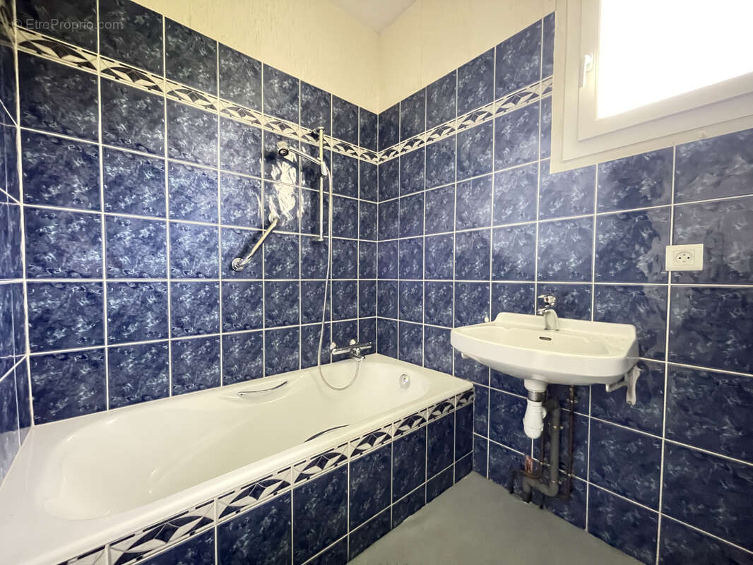 Maison à SAINT-PRIVAT