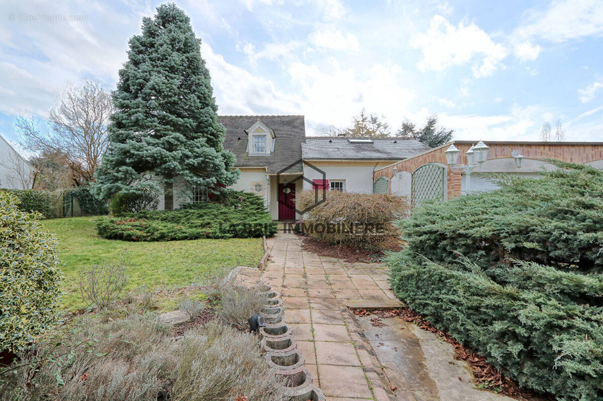 Maison à MAROLLES-EN-BRIE
