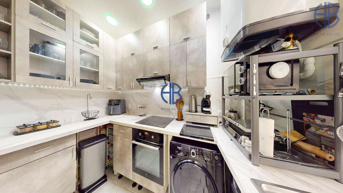 Appartement à PARIS-19E