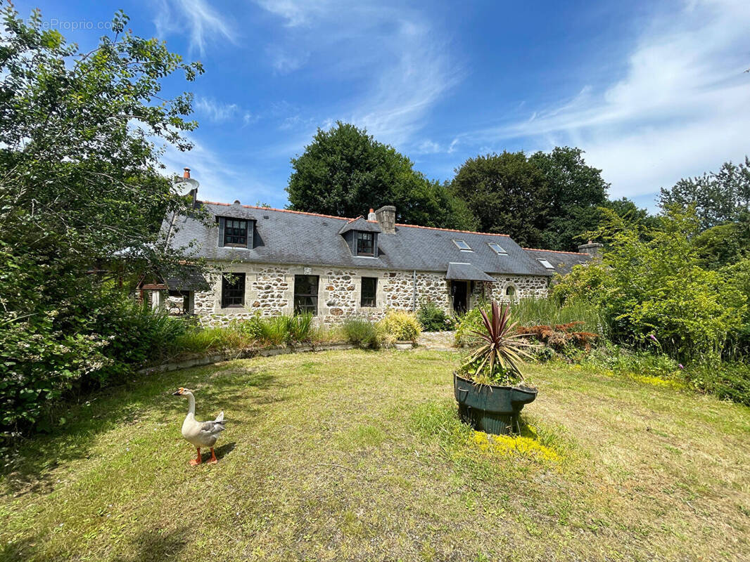 Maison à CALLAC