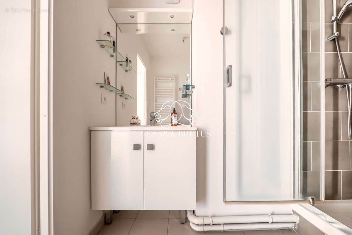 Appartement à NANTERRE