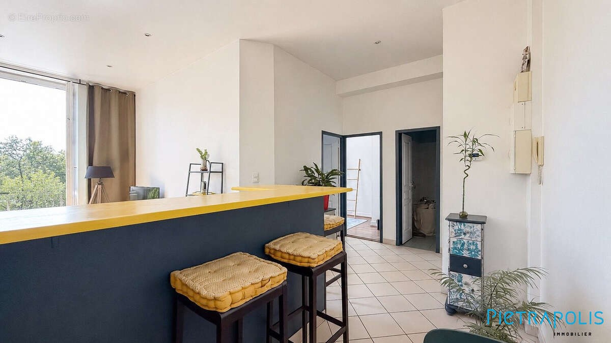 Appartement 58 m² à Caluire-Et-Cuire  - photo 2