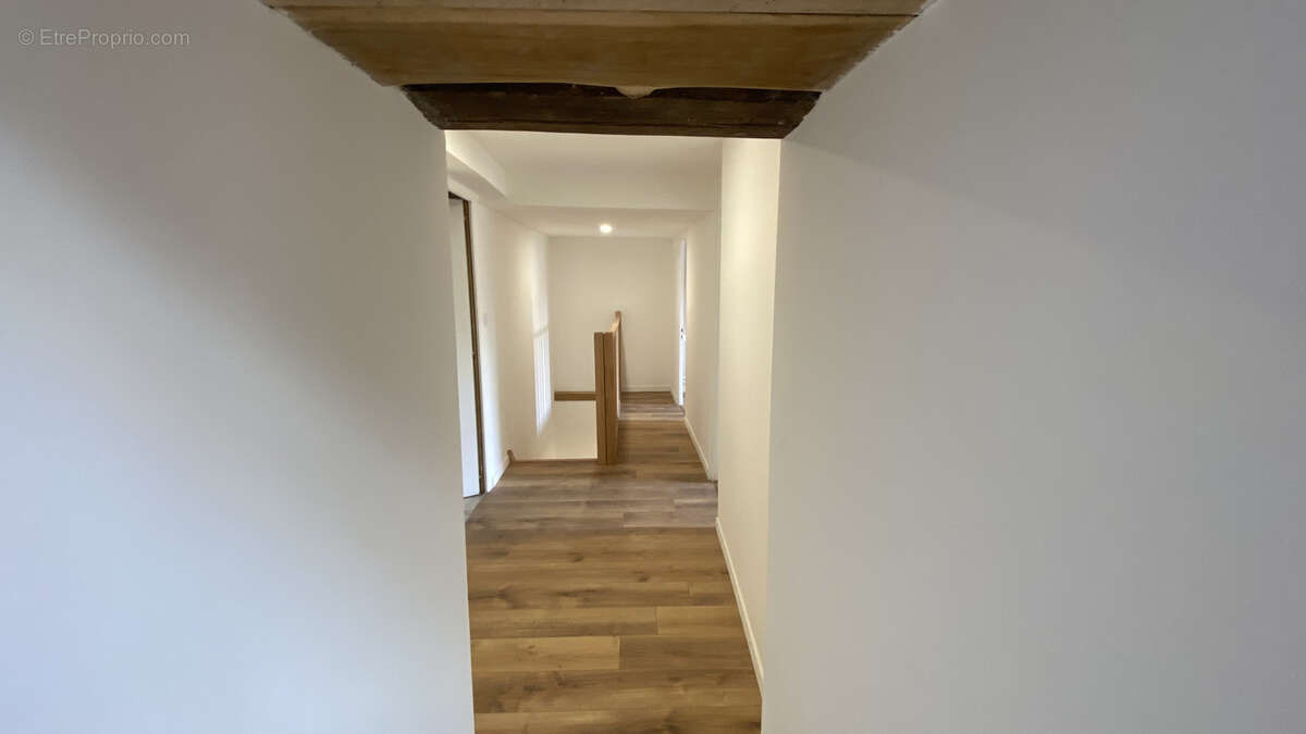 Maison à MONTOURNAIS