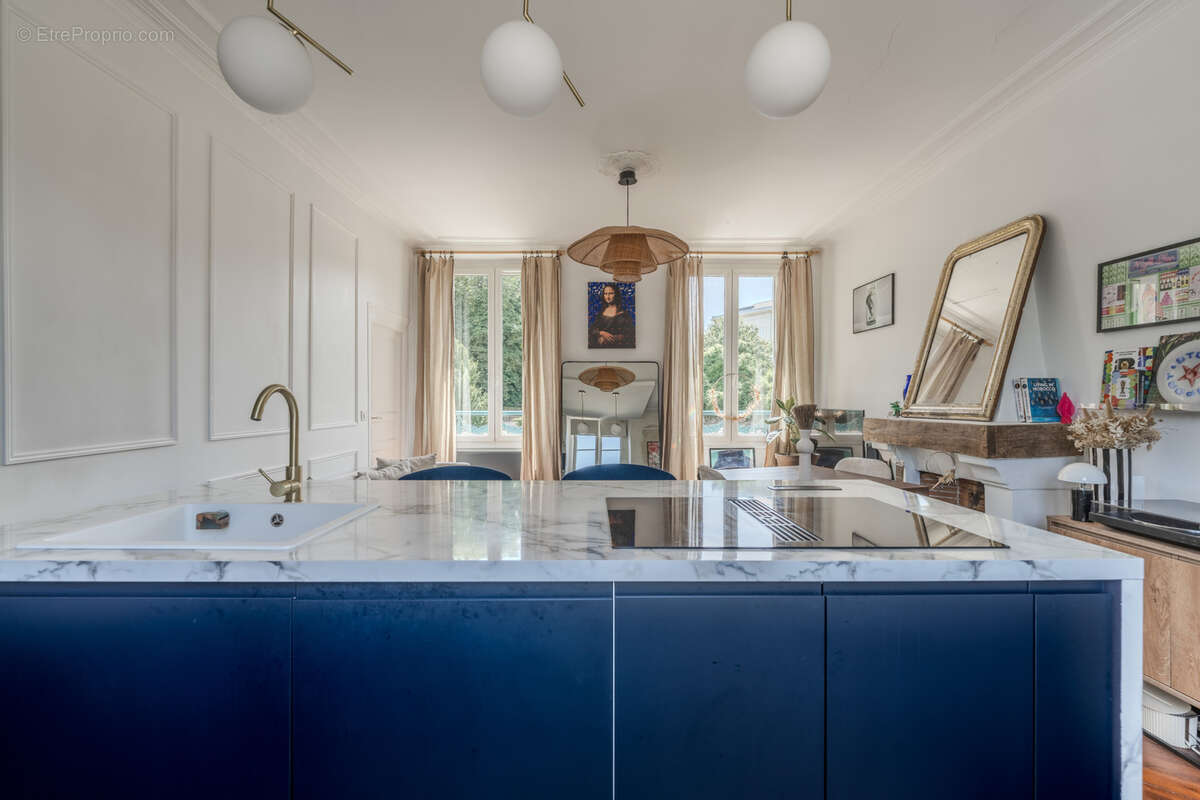 Appartement à JOUY-EN-JOSAS