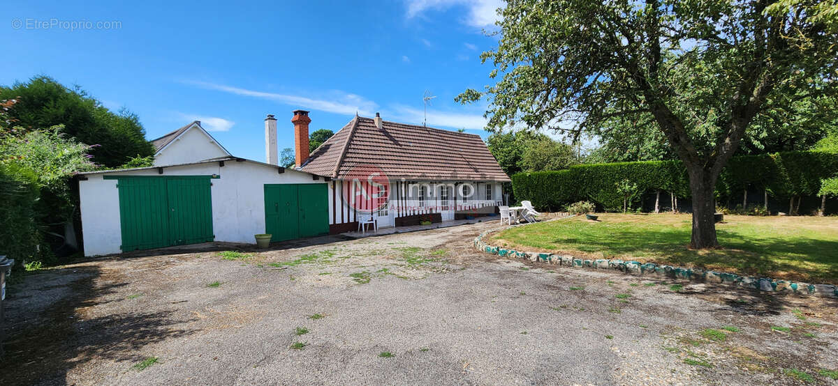 Maison à ROYVILLE
