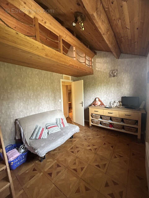 Maison à COUDROY