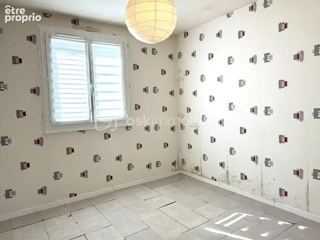 Maison d'habitation de 84 m2 avec garage et terrain de 958 m2 - photo 8