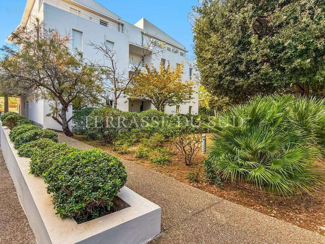Appartement à MARSEILLE-8E