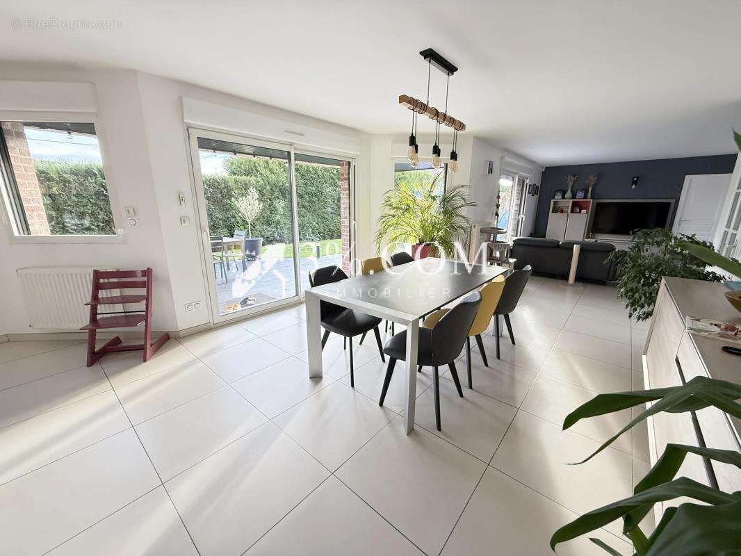 Maison à THUMERIES