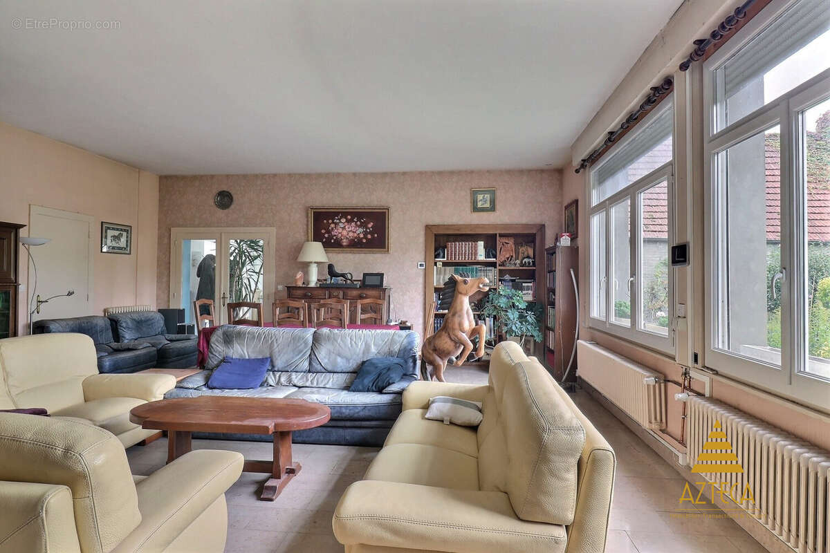 Maison à THUN-SAINT-MARTIN