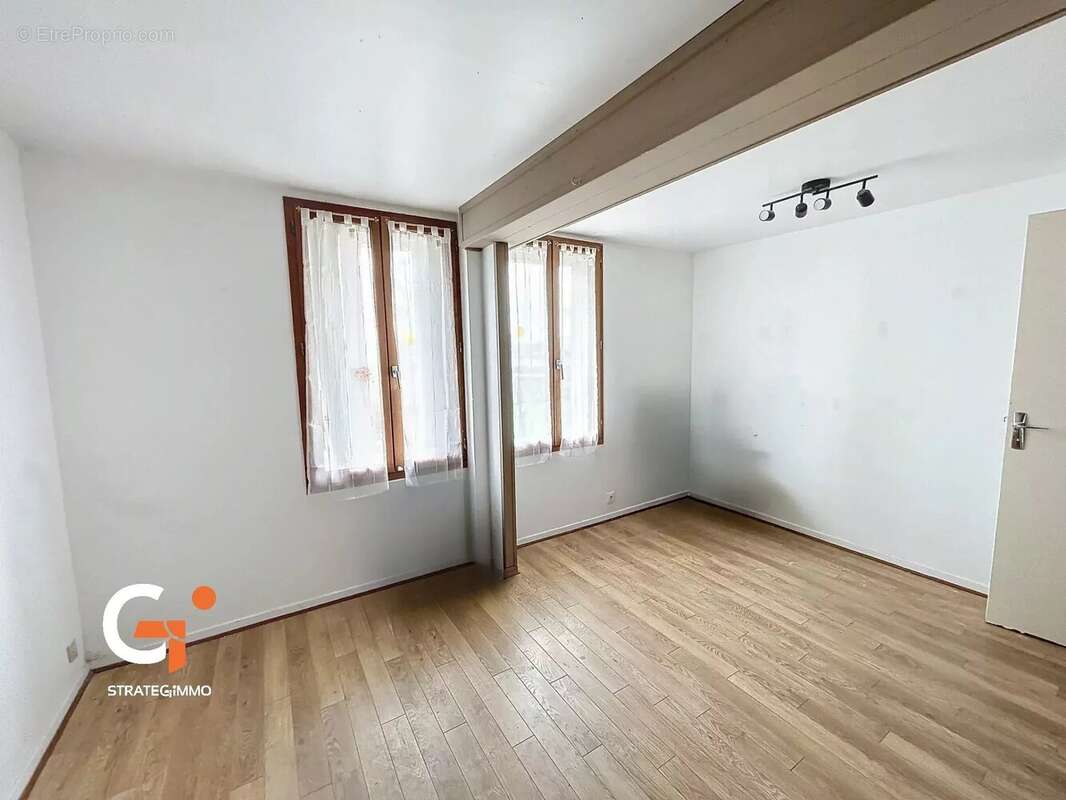 Maison à BERVILLE-SUR-SEINE