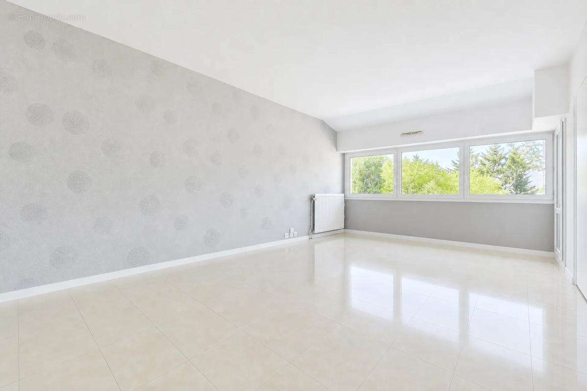 Appartement à REZE