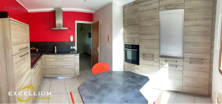 Maison à FONTAINES-SUR-SAONE