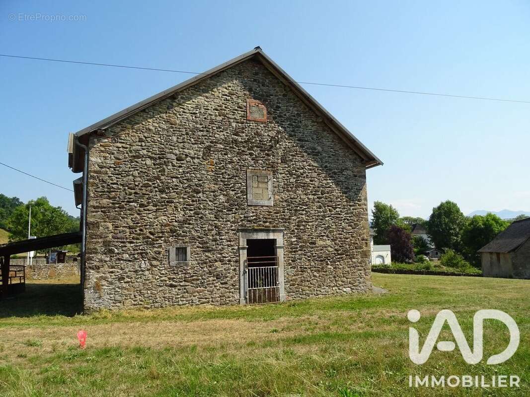 Maison 300 m² à Trois-Villes  - photo 9