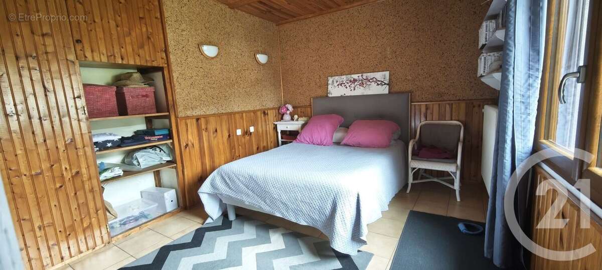 Maison à OUZOUER-LE-DOYEN