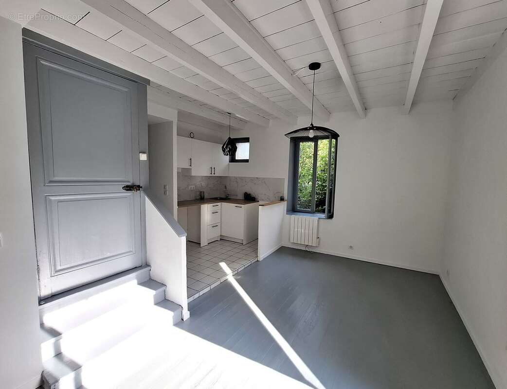 Appartement à CRAPONNE