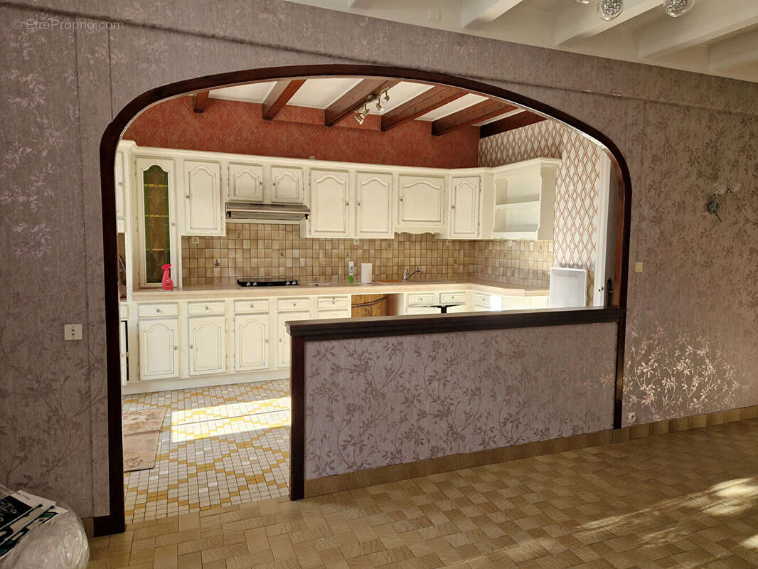 Maison à BREUIL-LA-REORTE