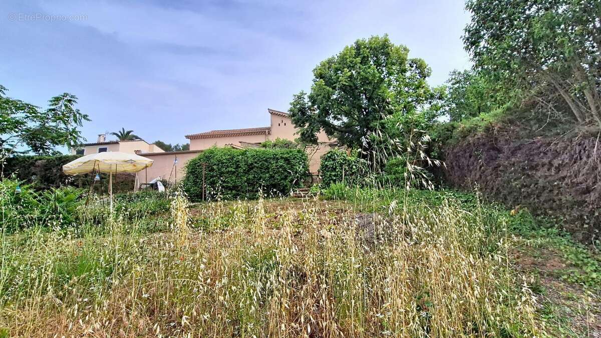Maison à MOUGINS