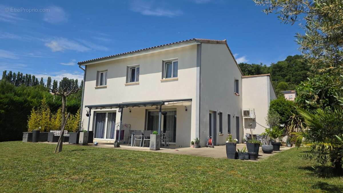 Maison comptemporaine 6 pièces 185 m2 - photo 4