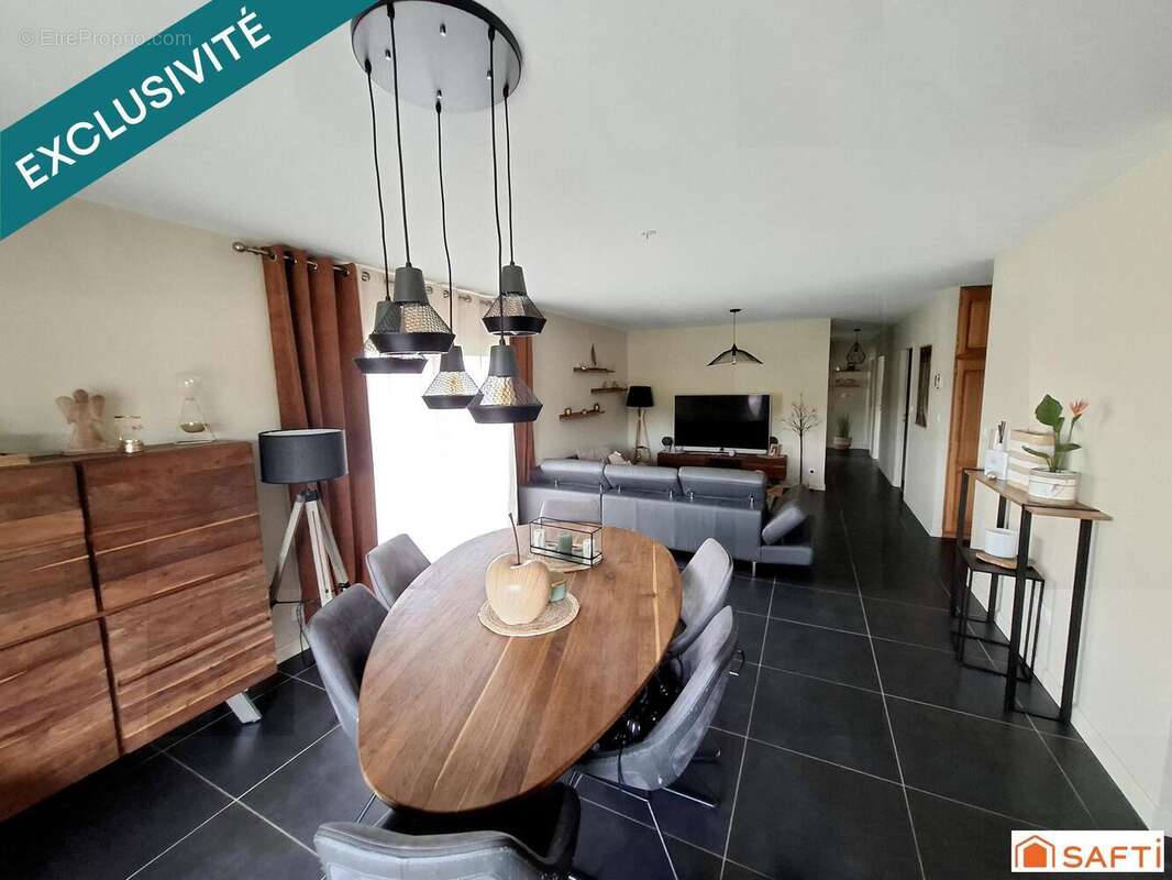 Maison 148 m² à Navarrenx  - photo 7