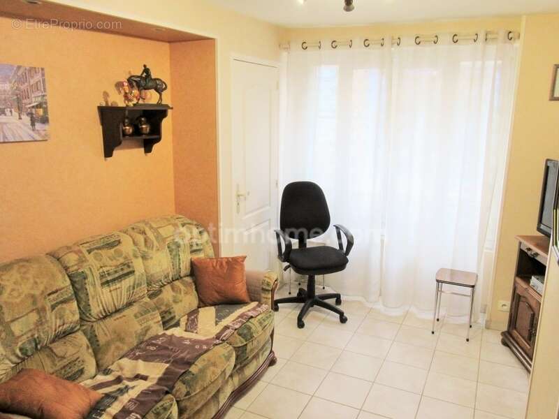 Maison à SAINT-AMAND-EN-PUISAYE