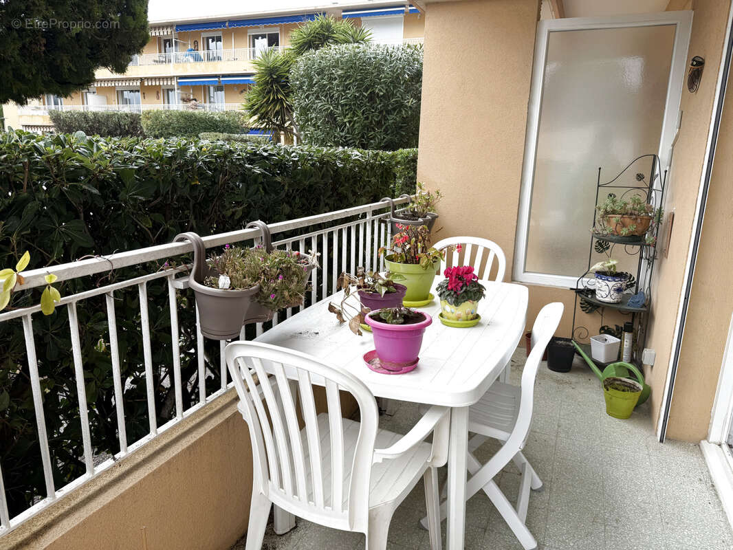 Appartement à SIX-FOURS-LES-PLAGES