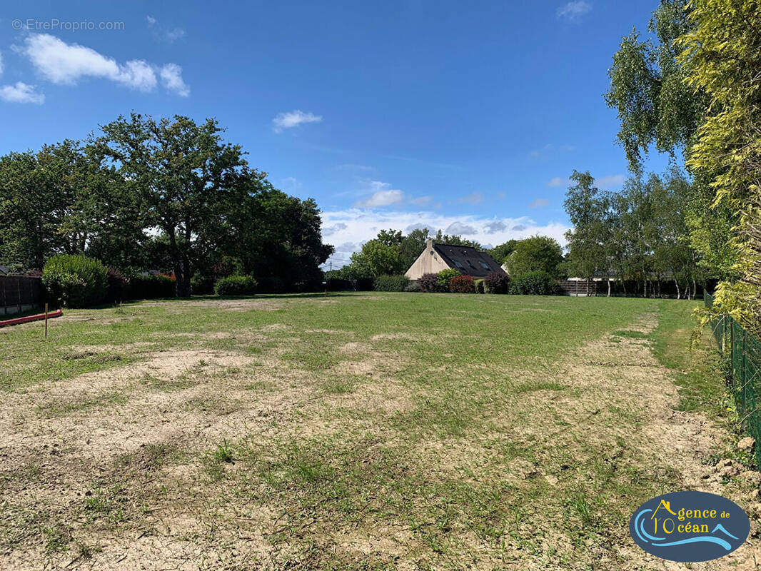 Terrain à HERBIGNAC