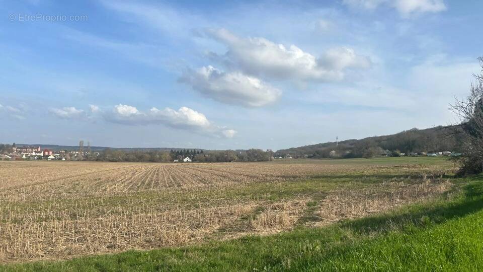 Terrain à SAINT-PIERRE-LES-ELBEUF