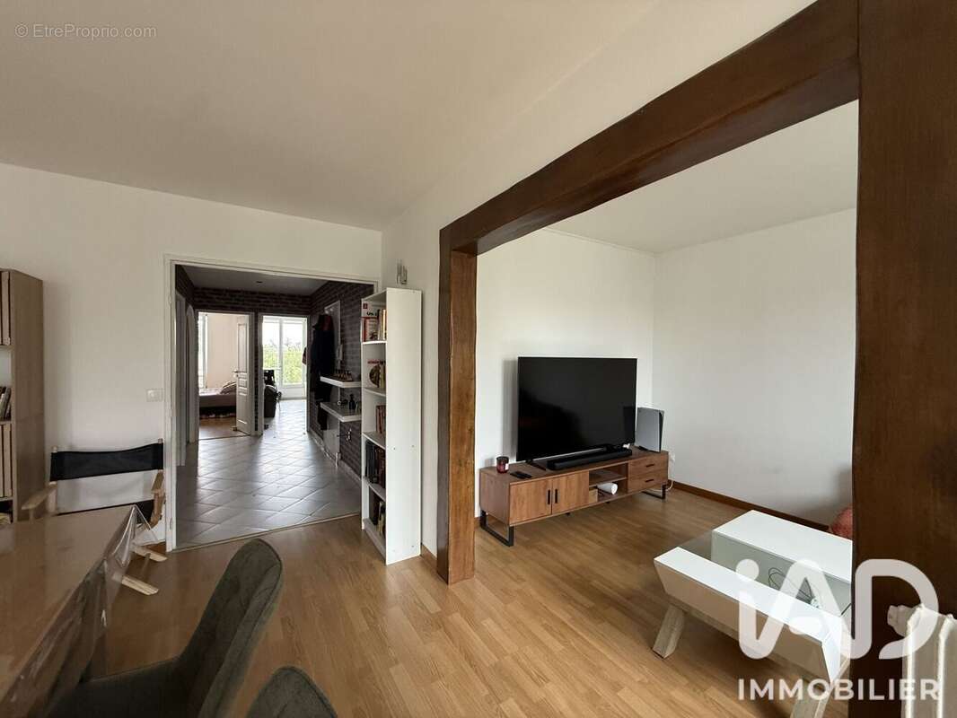 Appartement 68 m² à Reims  - photo 4