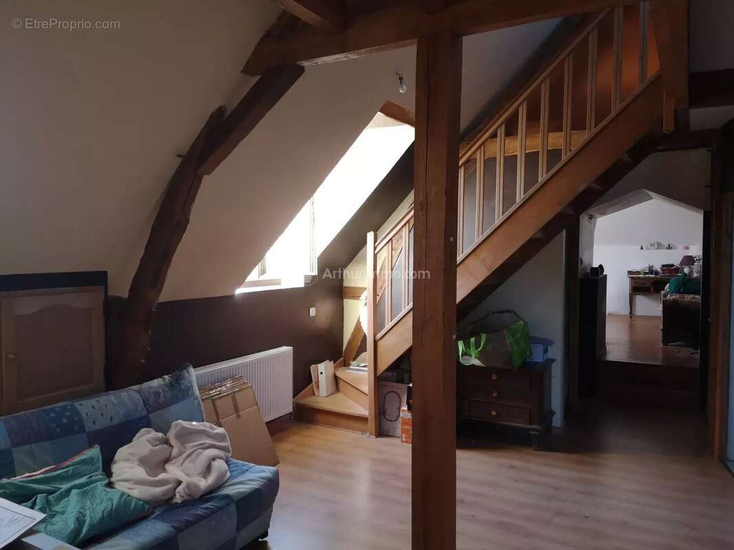 Maison à LA CHARTRE-SUR-LE-LOIR