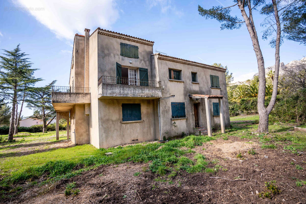 Maison à MARSEILLE-9E