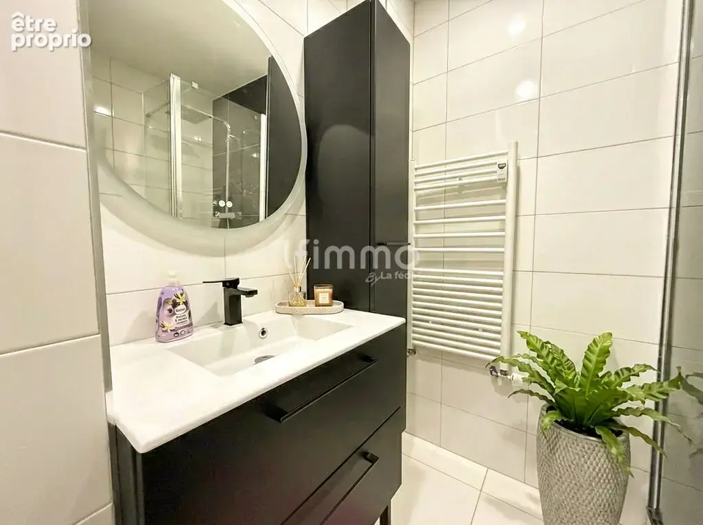 Bel Appartement T3/T4 72m² - Rénové, Isolé avec Cave - photo 5