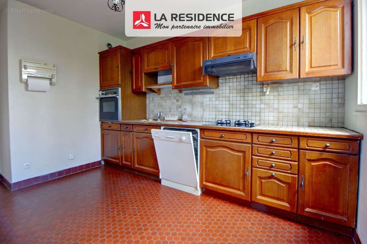 Appartement à VERNEUIL-SUR-SEINE