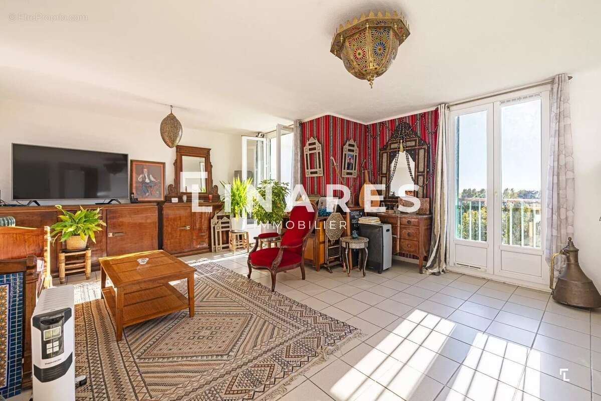 Appartement à MARSEILLE-12E